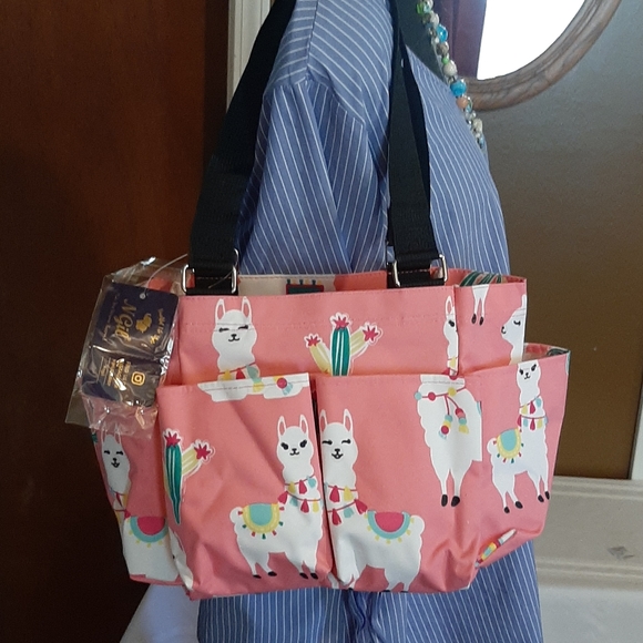 Ngil Handbags - Beautiful LLama's Tote. Smoke free home